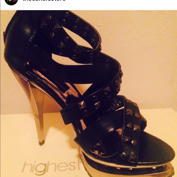 Black 6” Heels - Picture 3 of 3